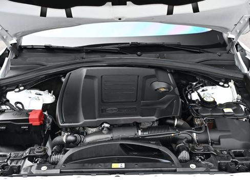 Used 2020 Jaguar F-PACE Premium image 44