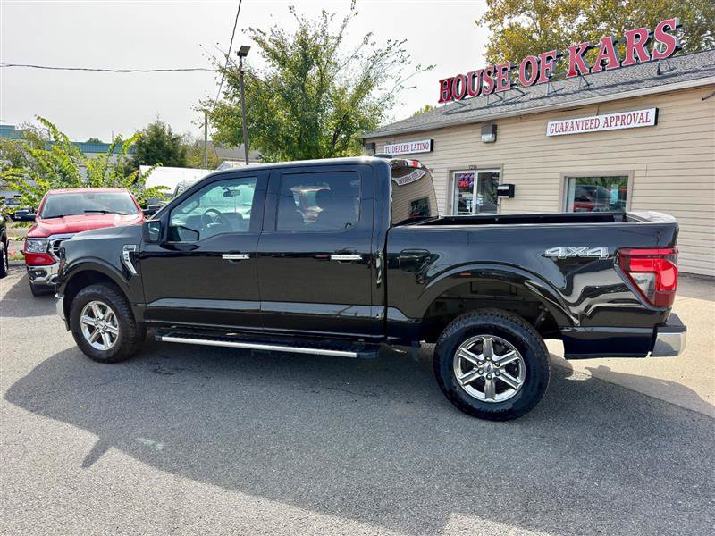 Used 2025 Ford F150 XLT w/ Equipment Group 301A Standard AWD/4WD image 2