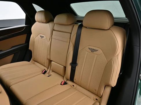 Certified 2023 Bentley Bentayga AWD/4WD image 26