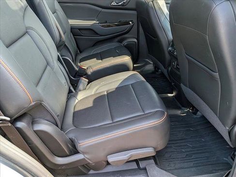 Used 2023 GMC Acadia AT4 w/ Technology Package AWD/4WD image 19