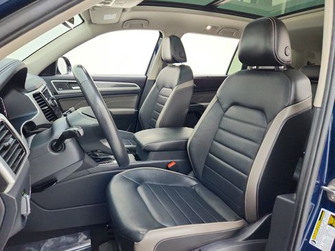 Used 2022 Volkswagen Atlas SEL Premium AWD/4WD image 17