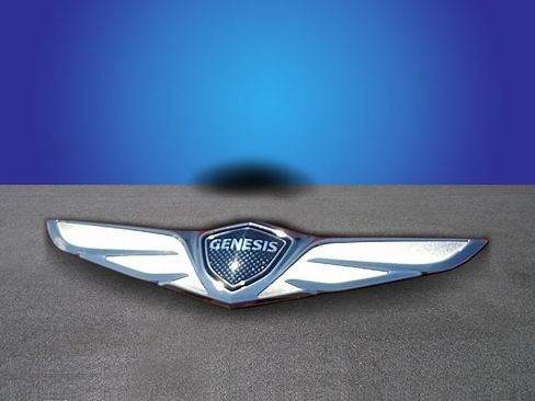 Used 2022 Genesis GV70 3.5T Sport AWD/4WD image 4