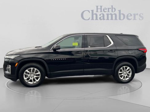 Used 2023 Chevrolet Traverse LS AWD/4WD image 5