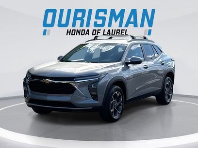 Used 2024 Chevrolet Trax LT w/ LT Convenience Package