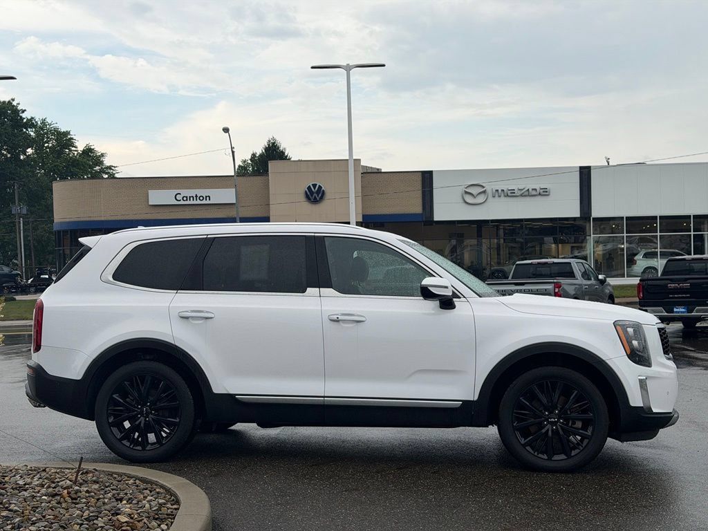 Used 2022 Kia Telluride SX FWD image 6