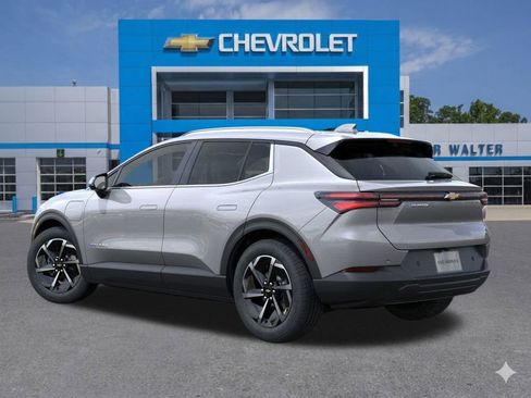 New 2026 Chevrolet Equinox EV LT image 4