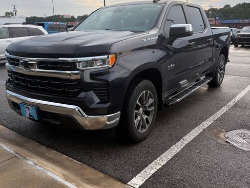 Used 2024 Chevrolet Silverado 1500 LT w/ Texas Edition Plus RWD image 2