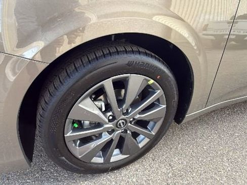 New 2026 Nissan Sentra SL w/ Floor Mat Package FWD image 9