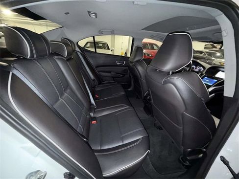 Used 2018 Acura TLX V6 w/ Advance Package image 16
