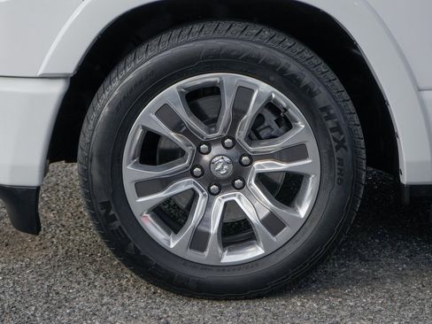 Used 2022 RAM 1500 Limited w/ Body Color Bumper Group image 45