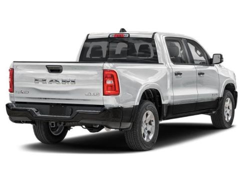 New 2026 RAM 1500 4x4 Crew Cab image 2