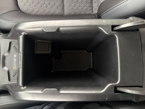 Used 2022 Chevrolet Colorado Z71 w/ Safety Package image 32