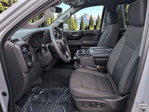 Used 2024 Chevrolet Silverado 1500 Custom Trail Boss w/ LPO, Dark Essentials Package AWD/4WD image 14