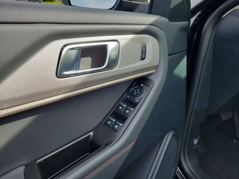 New 2026 Ford Explorer Active image 19