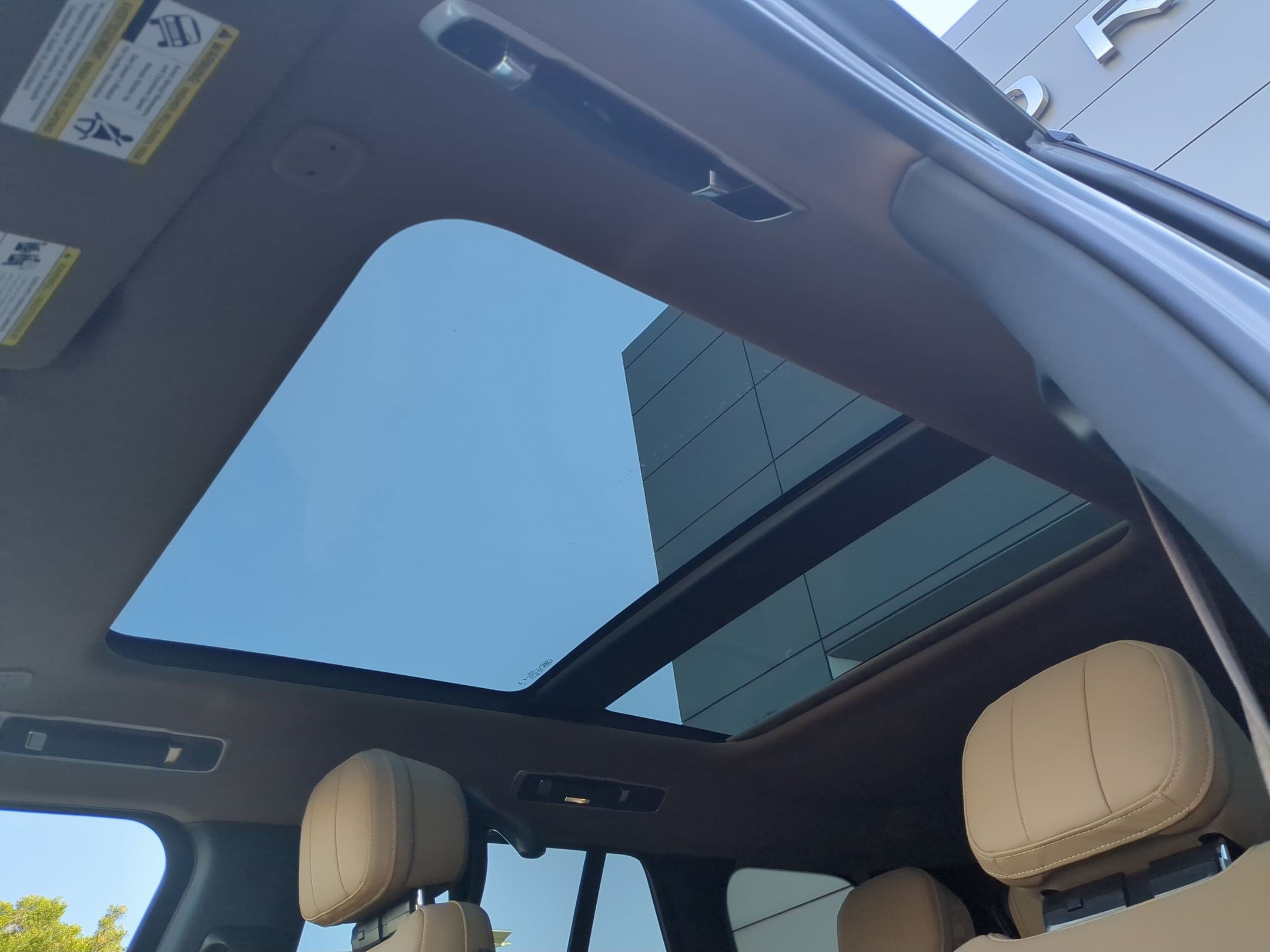 New 2027 Land Rover Range Rover SE AWD/4WD image 24