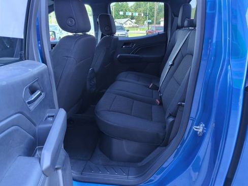 Used 2023 Chevrolet Colorado LT w/ LT Convenience Package II AWD/4WD image 23