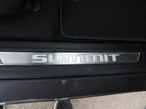 Used 2022 Jeep Grand Cherokee Summit image 21