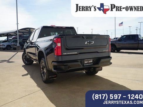 Used 2024 Chevrolet Silverado 1500 ZR2 w/ Technology Package AWD/4WD image 4