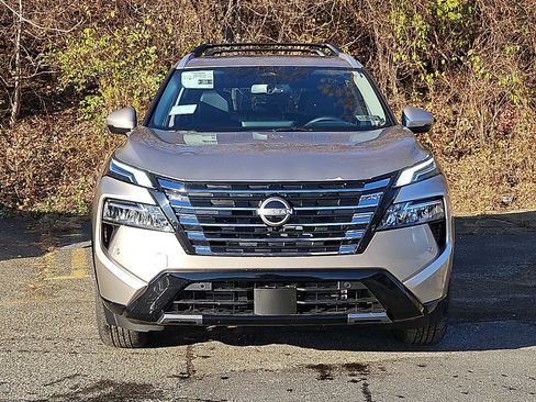 New 2026 Nissan Rogue Platinum w/ Platinum Premium Package image 2