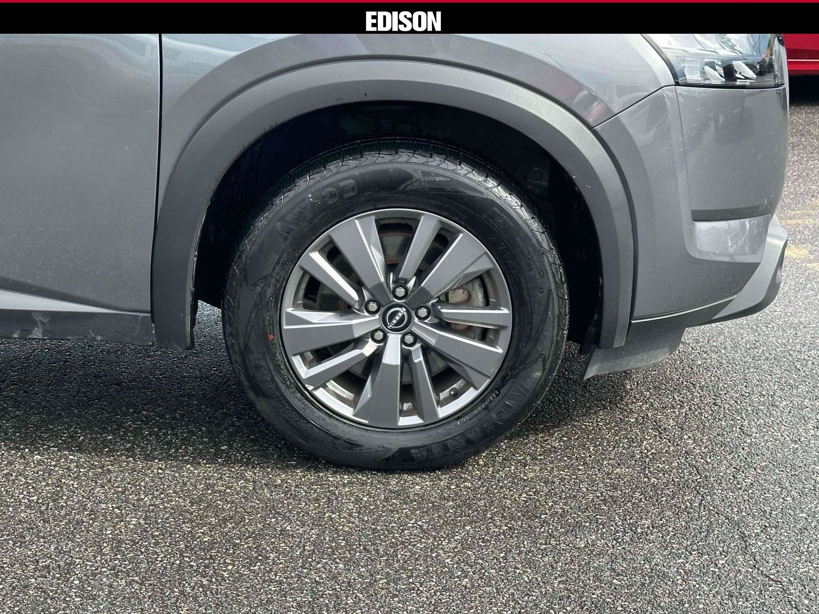 Used 2025 Nissan Pathfinder SV AWD/4WD image 6