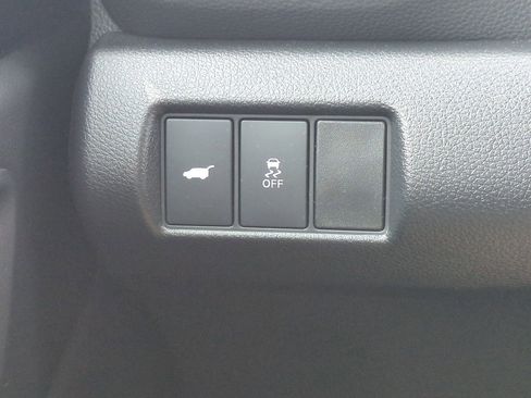 Used 2025 Honda Pilot EX-L image 17