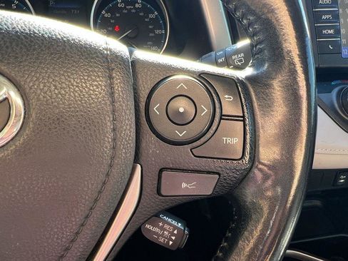 Used 2018 Toyota RAV4 Platinum image 21