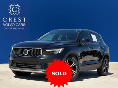 Certified 2023 Volvo XC40 B5 Plus w/ Protection Package Premier