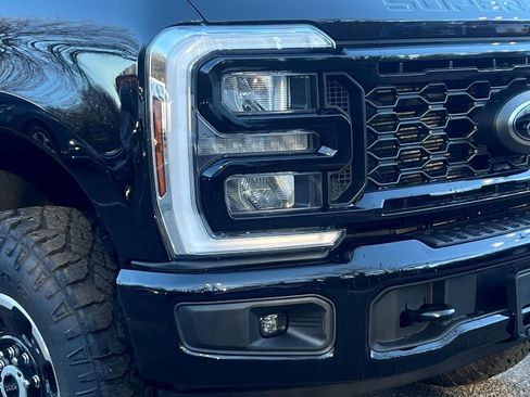 New 2026 Ford F250 XLT w/ XLT Premium Package image 2