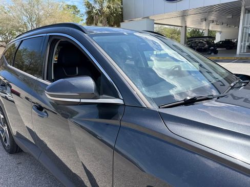 Used 2022 Hyundai Tucson Limited FWD image 15