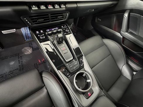 Certified 2025 Porsche 911 Carrera RWD image 38
