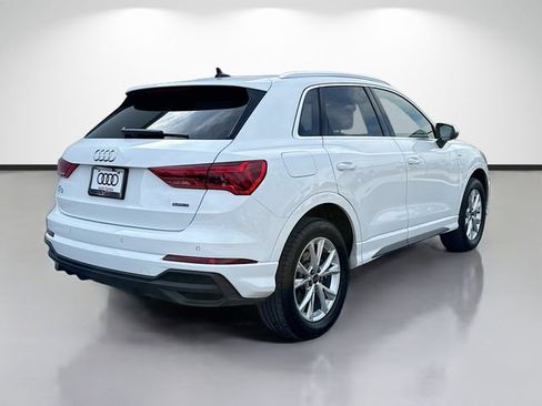 Used 2025 Audi Q3 2.0T Premium AWD/4WD image 3