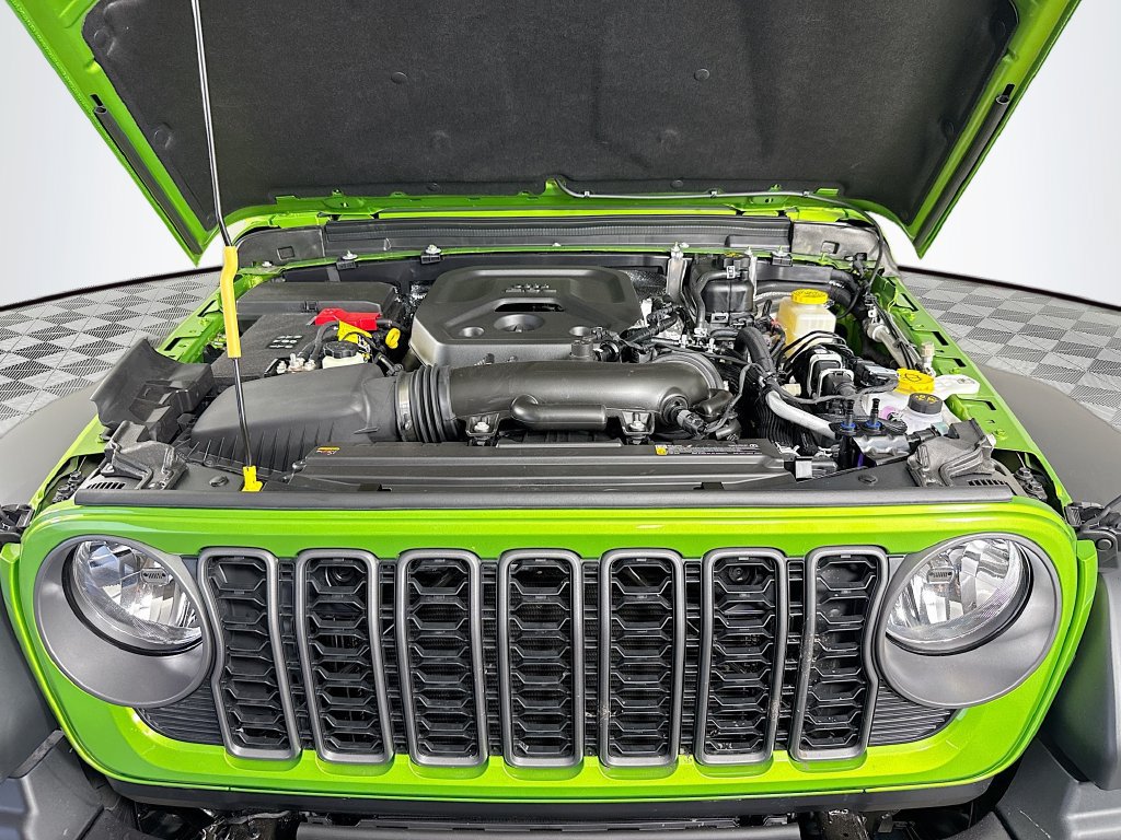 Used 2025 Jeep Wrangler Unlimited Sport AWD/4WD image 32