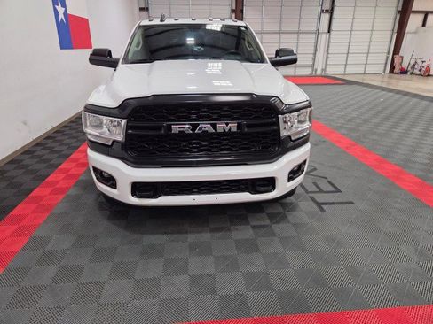 Used 2019 RAM 3500 Tradesman image 4