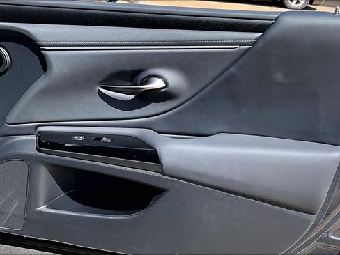 Used 2024 Lexus ES 350 w/ Premium Package image 26