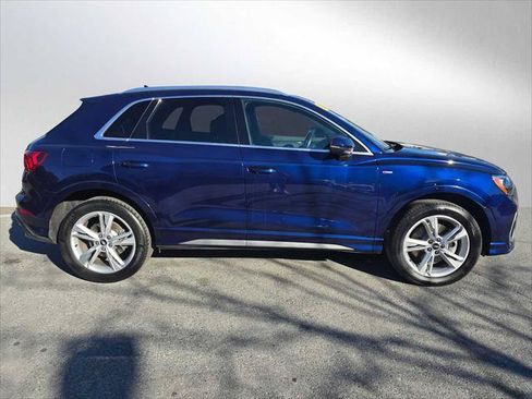 Used 2021 Audi Q3 2.0T Premium w/ Convenience Package AWD/4WD image 6