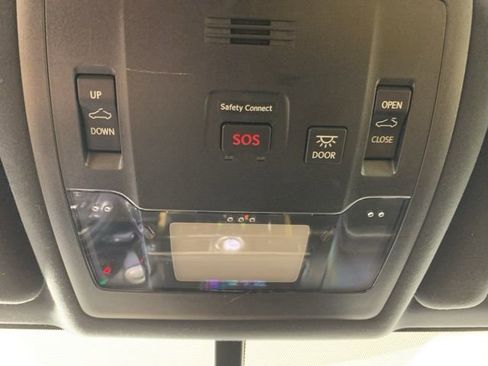 Used 2016 Lexus RC 300 AWD image 24