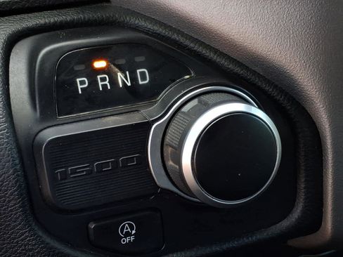 Used 2022 RAM 1500 Big Horn RWD image 39