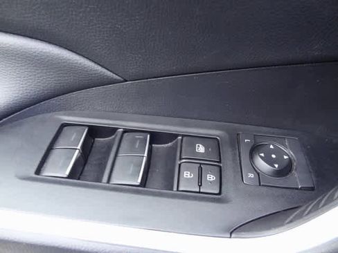 Used 2024 Toyota RAV4 XLE image 21