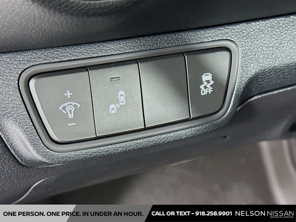 Used 2024 Kia Forte GT-Line w/ GT-Line Premium Package FWD image 10