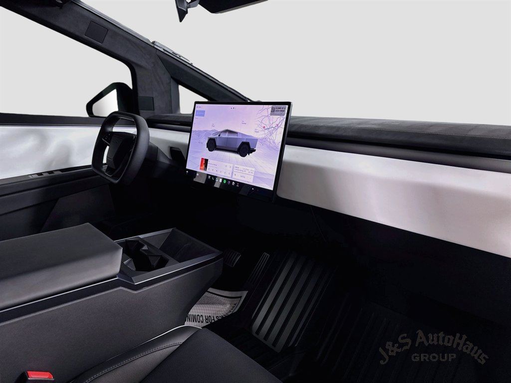 Used 2024 Tesla Cybertruck Cyberbeast AWD/4WD image 37