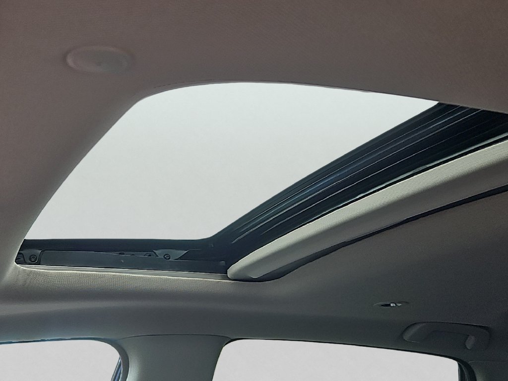 Certified 2025 Honda HR-V EX-L image 14