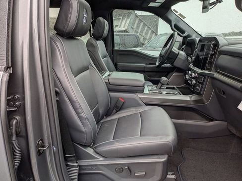 New 2025 Ford F150 Lariat w/ Equipment Group 501A Mid image 32