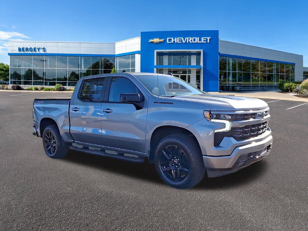 Certified 2024 Chevrolet Silverado 1500 RST w/ Rally Edition AWD/4WD image 3