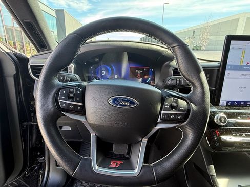 Used 2022 Ford Explorer ST w/ Equipment Group 401A image 25