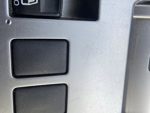 Used 2018 Toyota 4Runner SR5 image 35