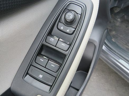 Used 2022 Subaru Forester image 38