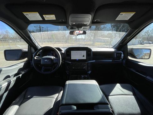 Used 2025 Ford F150 STX w/ Equipment Group 200A image 31