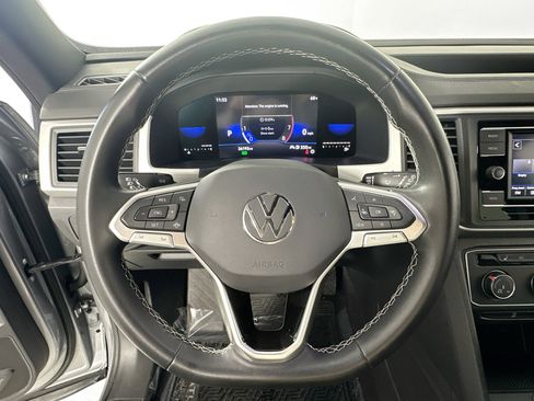 Used 2023 Volkswagen Atlas Cross Sport SE image 11