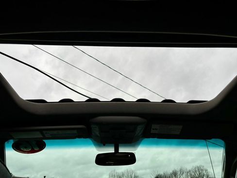 Used 2016 Toyota Tundra Limited image 25