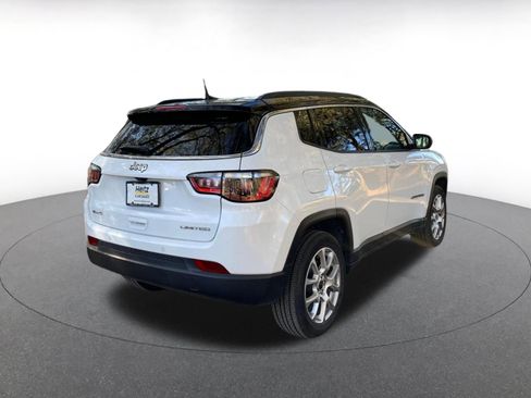 Used 2025 Jeep Compass Limited image 7